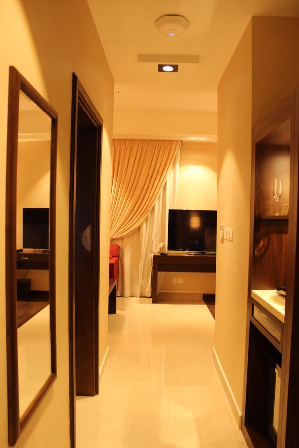 Home Inn Hotel Suites Al Khobar Exteriör bild