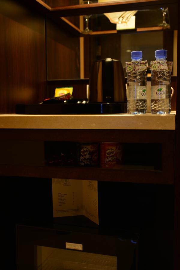 Home Inn Hotel Suites Al Khobar Exteriör bild